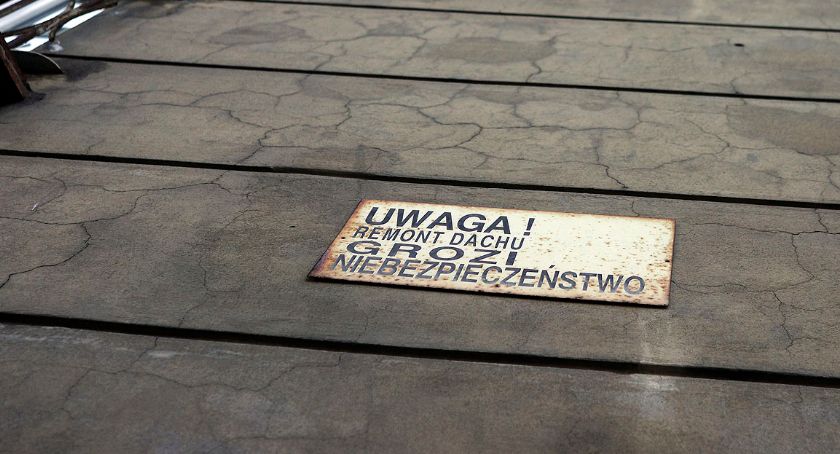 Nieustający remont dachu