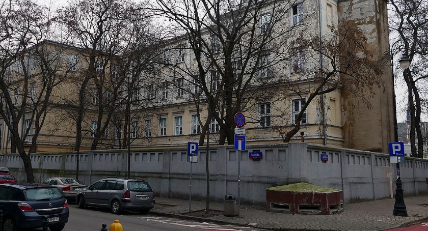 Budowa czy rozbiórka?