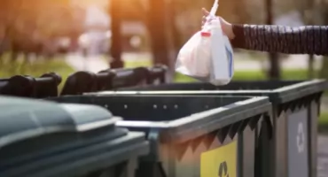 Praga Północ Zmniejsza Opłaty za Odpady! Sprawdź, Ile Zaoszczędzisz
